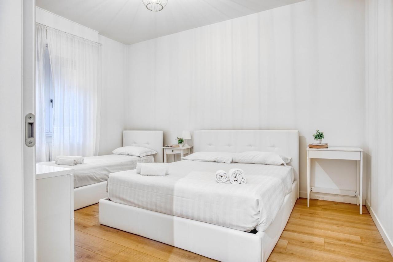 Joivy Warm And Inviting Flat With Balcony Daire Milano Dış mekan fotoğraf